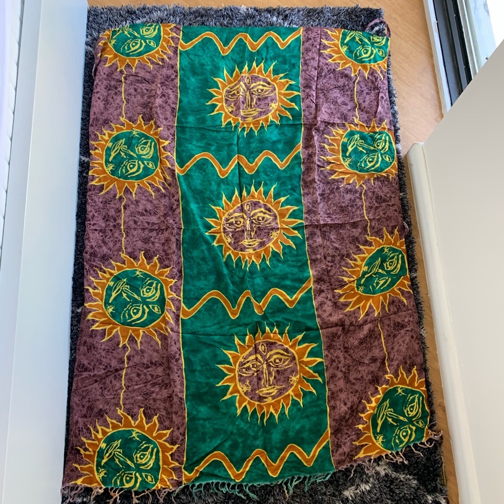 Soft towel with moon/sun